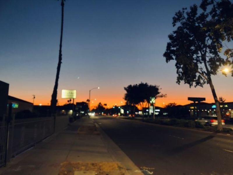Anaheim Executive Inn & Suites Екстериор снимка