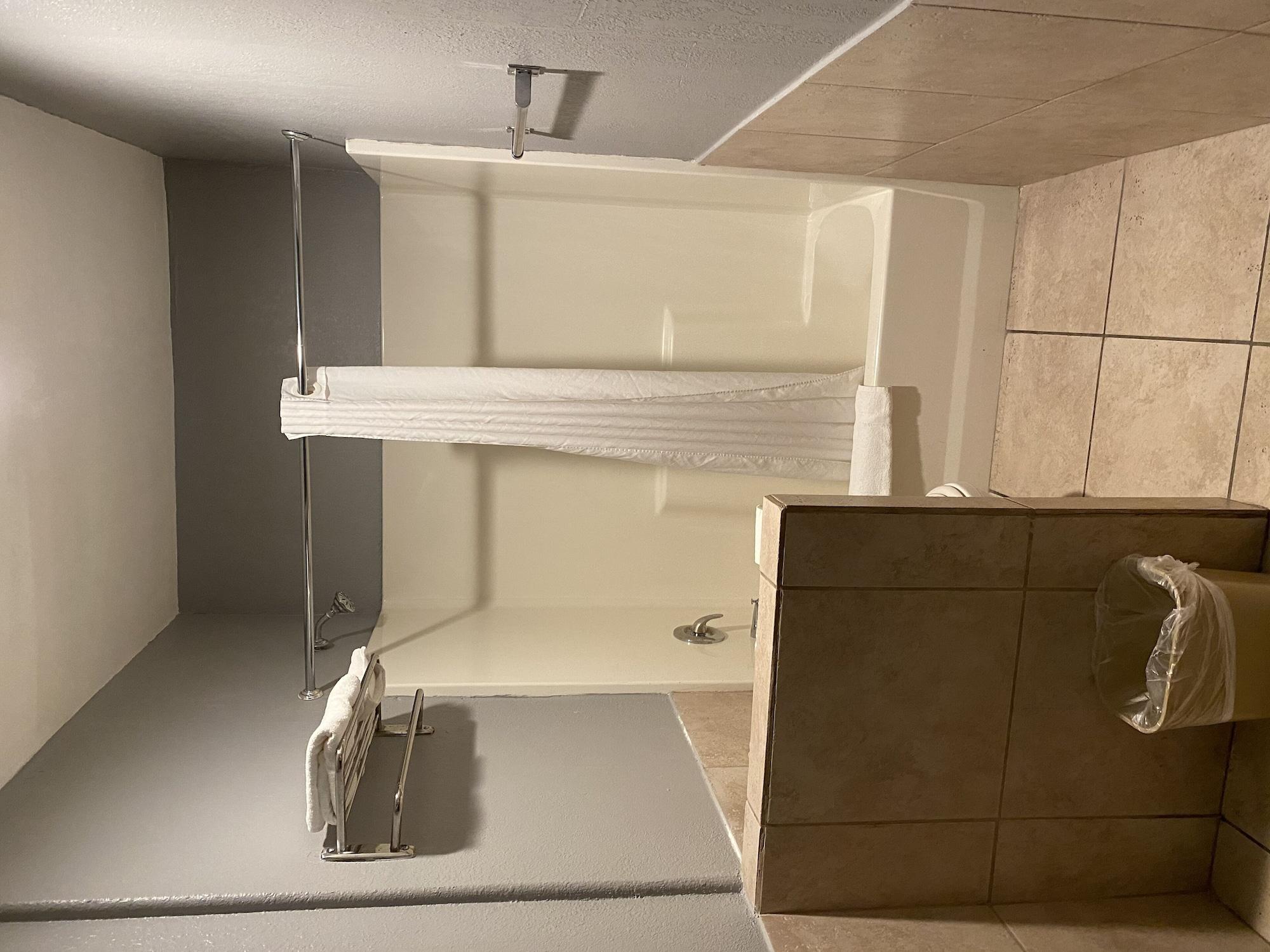 Anaheim Executive Inn & Suites Екстериор снимка