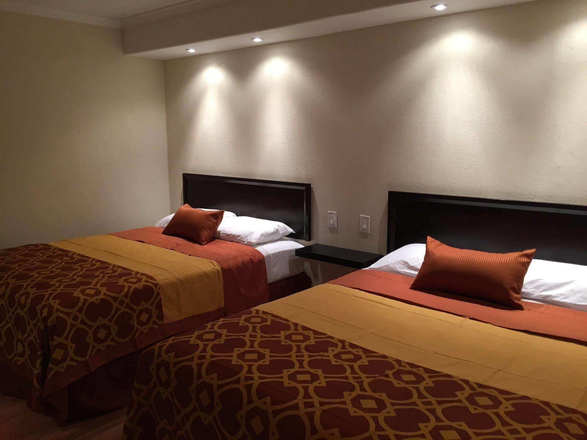 Anaheim Executive Inn & Suites Екстериор снимка