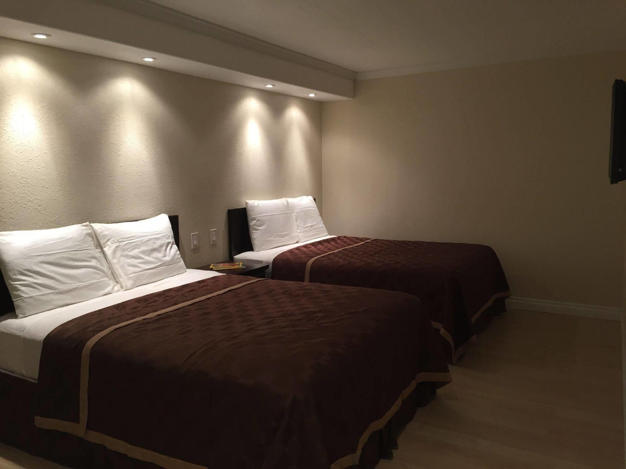 Anaheim Executive Inn & Suites Екстериор снимка