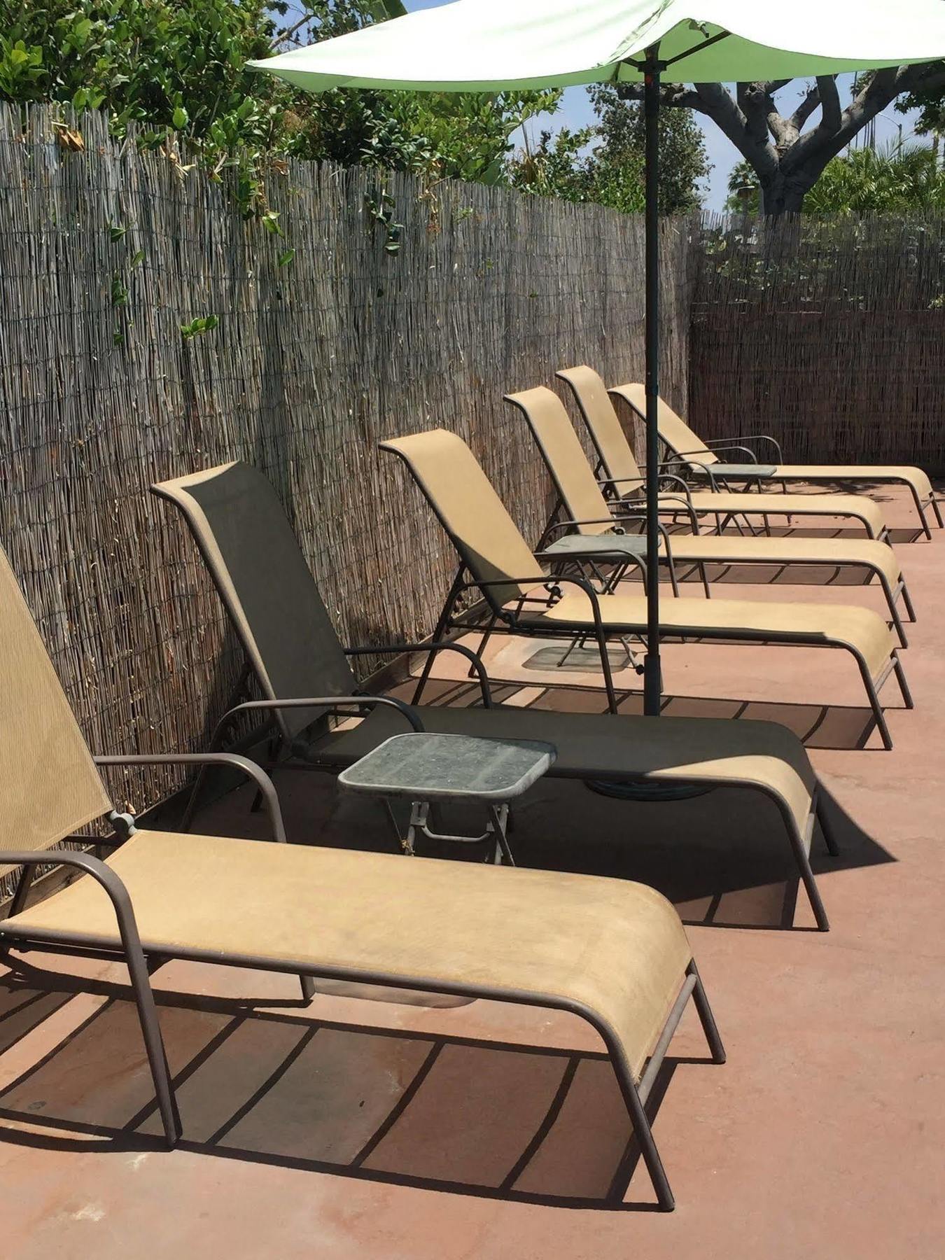 Anaheim Executive Inn & Suites Екстериор снимка